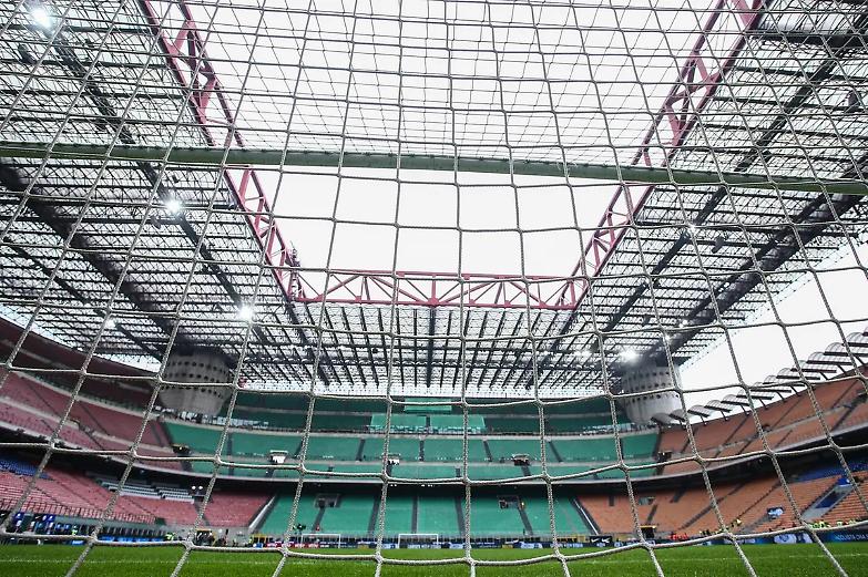 &laquo;Regole Fifa sui trasferimenti forse contrarie al diritto Ue&raquo;. Cos&igrave; la Corte di Giustizia tenta di cambiare il mondo del pallone