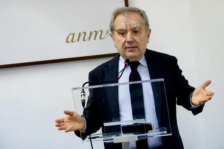 &laquo;Disponibili al confronto con Nordio sulla riforma prima che diventi legge&raquo;