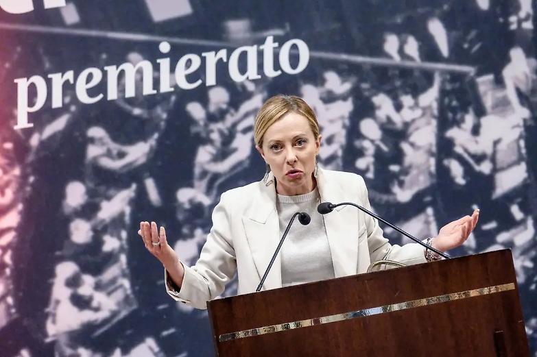 &laquo;Premierato? Non getto la spugna&raquo;. Meloni avvisa avversari e alleati