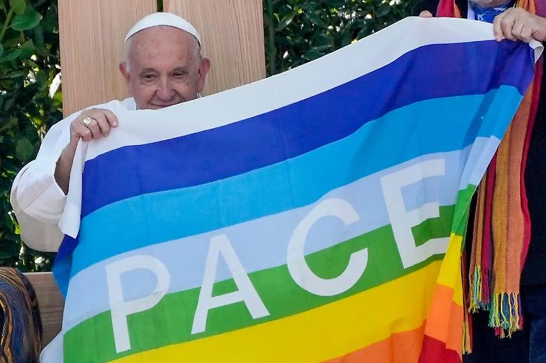 Il Papa ai detenuti di Verona: dolore per i suicidi, ma non cedete allo sconforto