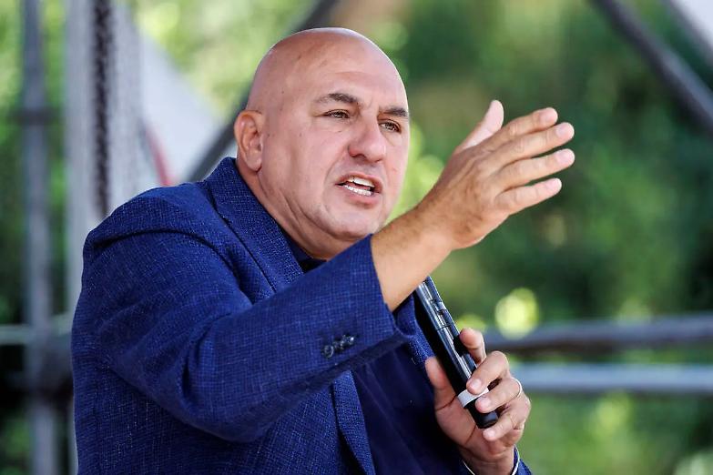 Ucraina, Crosetto stoppa Stoltenberg: &laquo;Non esiste un segretario della Nato che decide per tutti&raquo;