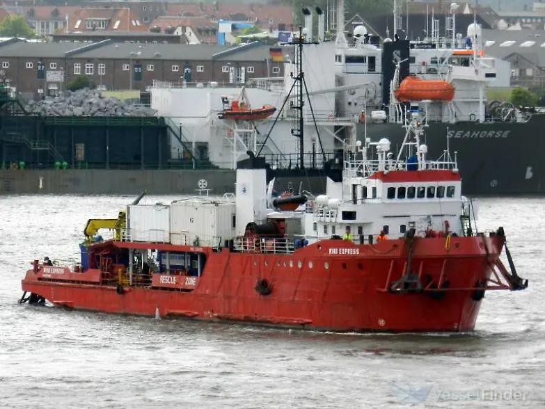 Migranti, il Tribunale di Reggio Calabria annulla il fermo amministrativo della Sea Eye 4