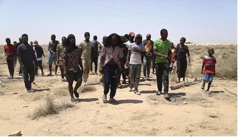 Ricorso all&rsquo;Onu contro la Tunisia da un gruppo di famiglie sudanesi &ldquo;scaricate&rdquo; al confine