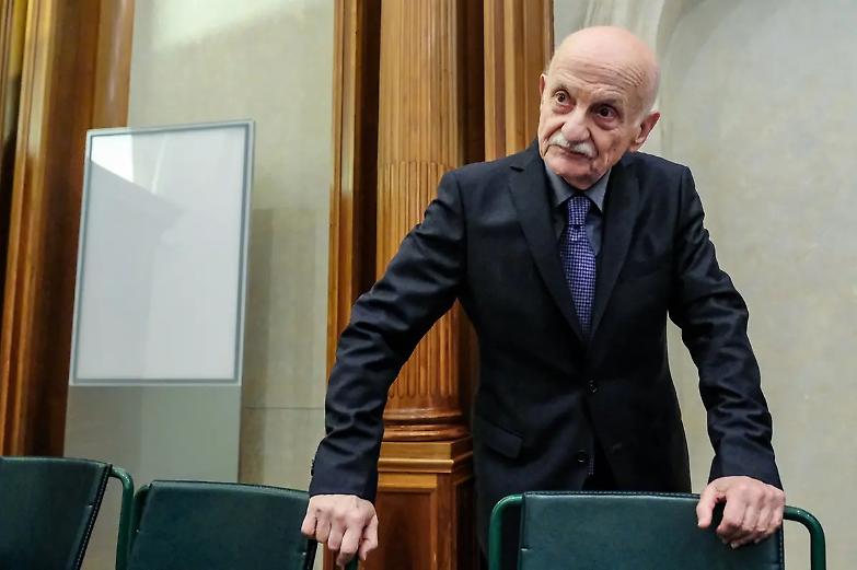 Stragi del &rsquo;93, l&rsquo;indagine a Firenze su Mori: quella fuga di notizie e le accuse gi&agrave; smentite