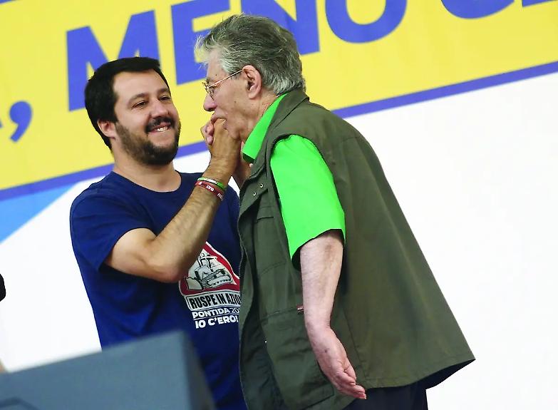 La bomba di Bossi: &ldquo;Voter&agrave; Forza Italia&rdquo;