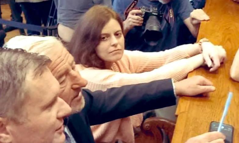 Ilaria Salis studia gi&agrave; da europarlamentare, il padre: &laquo;Stupir&agrave; tutti&raquo;