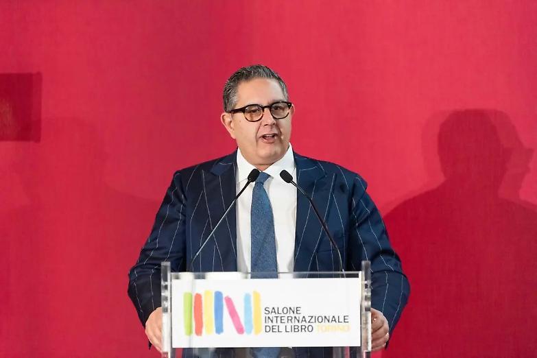 Giovanni Toti rivendica il proprio diritto a governare senza farsi intimidire dai pm