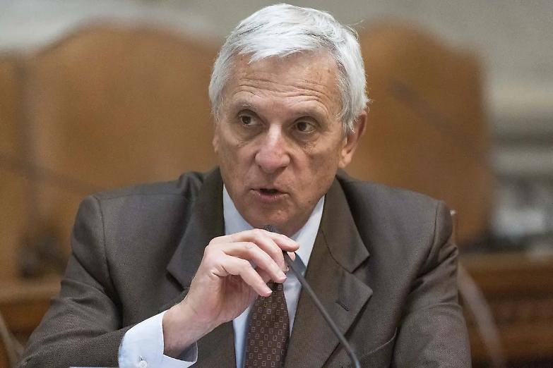 &laquo;Non c&rsquo;&egrave; stata una vera discussione. Per questo l&rsquo;Autonomia &egrave; monca&raquo;