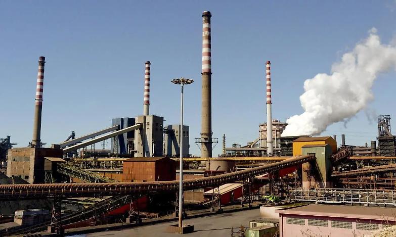 Sentenza della Corte Ue: &laquo;L&rsquo;ex Ilva di Taranto deve fermare l'inquinamento per ambiente e salute&raquo;