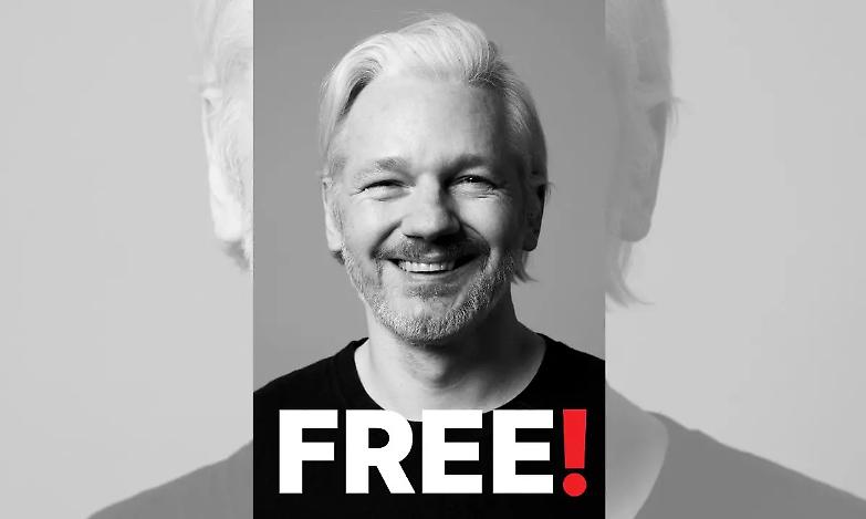 Julian Assange &egrave; libero: accordo con gli Usa, il cofondatore di Wikileaks ha lasciato la Gran Bretagna