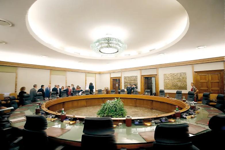 Alla fine, le regole sulle Procure sono approvate a maggioranza