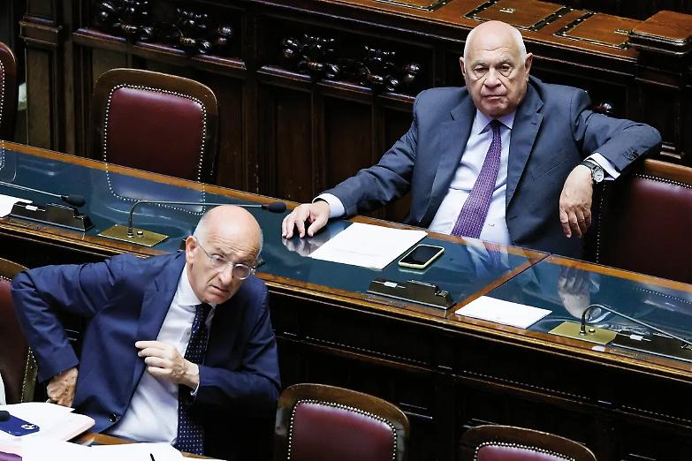 Quegli orfani di Mani pulite che parlano (ancora) di &ldquo;colpo di spugna&rdquo;...