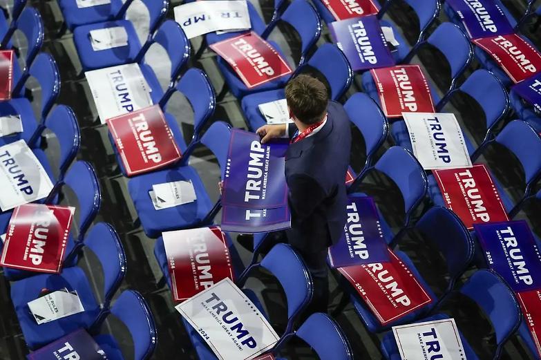 Il sangue di Trump per pacificare l&rsquo;America divisa