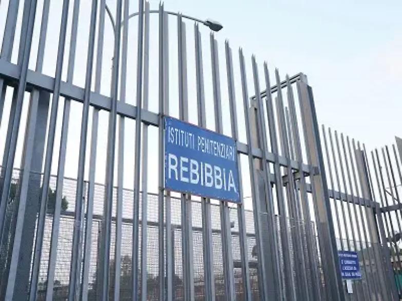 Il piccolo Giacomo, in cella a Rebibbia a due anni: &ldquo;Dice solo: apri e chiudi&rdquo;