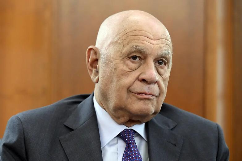 Nordio: &laquo;Le dimissioni di Toti una sconfitta per la democrazia&raquo;