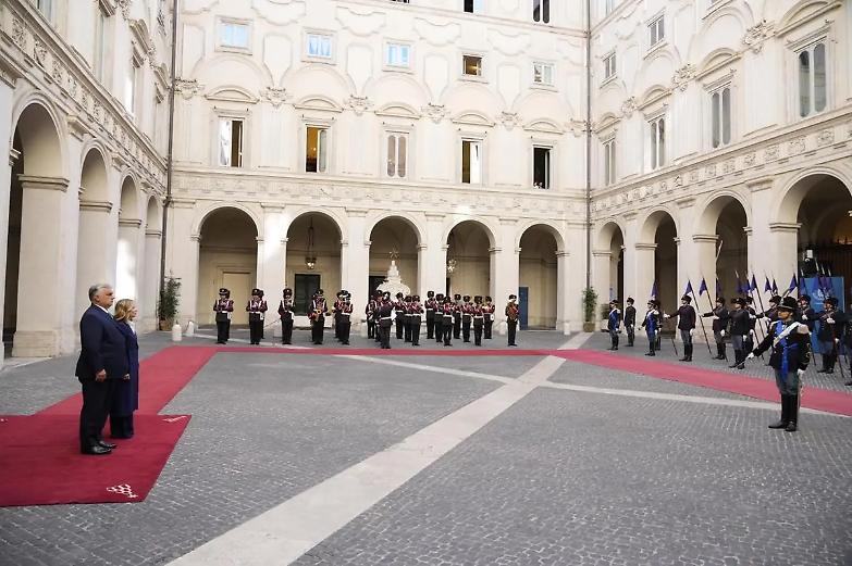 Pausa estiva per Palazzo Chigi ma i dossier pi&ugrave; spinosi restano tutti sul tavolo