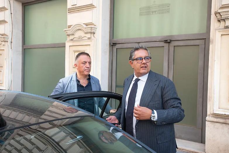 Riforme? Inutili: con Toti i pm fanno prigioniera l&rsquo;intera politica