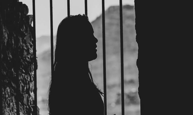 Salvaguardare il corpo da mercato e abusi anche dopo la morte: il problema etico che sfugge al diritto