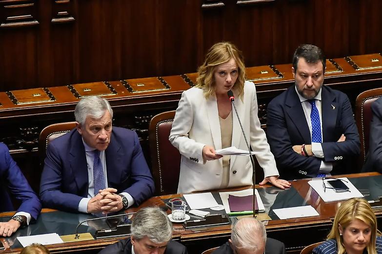 Ius Scholae, Meloni conta sulla rentr&eacute;e per stoppare la guerra Fi-Lega