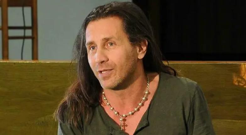 &laquo;Cacciate Povia!&raquo;Quando la sinistra censura i cantanti rinnega se stessa e cade nel ridicolo