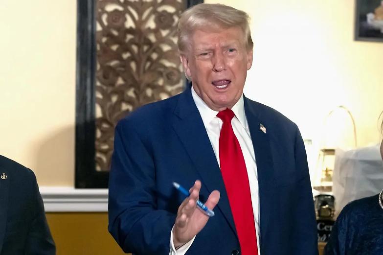 Elezioni presidenziali negli Usa, Trump a caccia di voti anche nel ristorante vietnamita