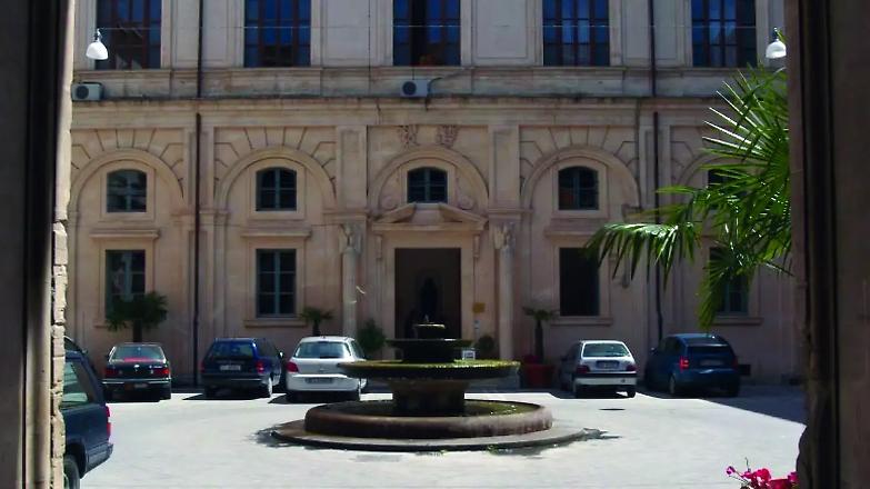 Nessun carico pendente, ma l&rsquo;impresa non &egrave; in white list: &laquo;Ergastolo economico&raquo;