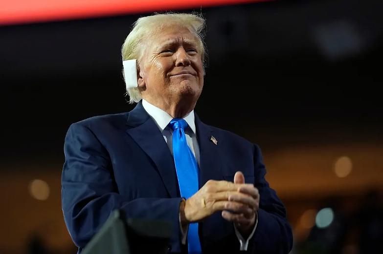 Il giudice Merchan rinvia la sentenza su Trump, decisione posticipata al 26 novembre