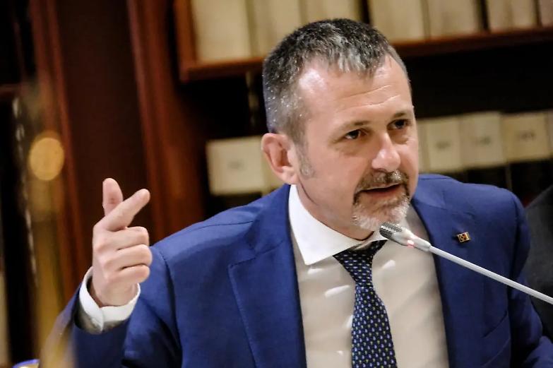 Delmastro e la riforma del Csm: &laquo;Sorteggio per spezzare il potere, dopo l&rsquo;Hotel Champagne non &egrave; cambiato nulla&raquo;