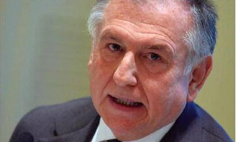 &laquo;&Egrave; il comandante ad aver omesso di forzare il blocco, eppure accusano Salvini&raquo;