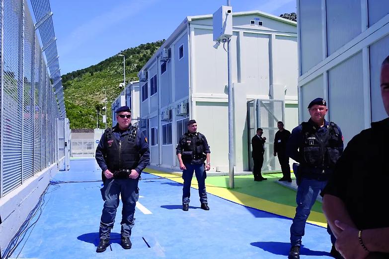 Centri di detenzione in Albania: tra ritardi e ambiguit&agrave; giuridiche