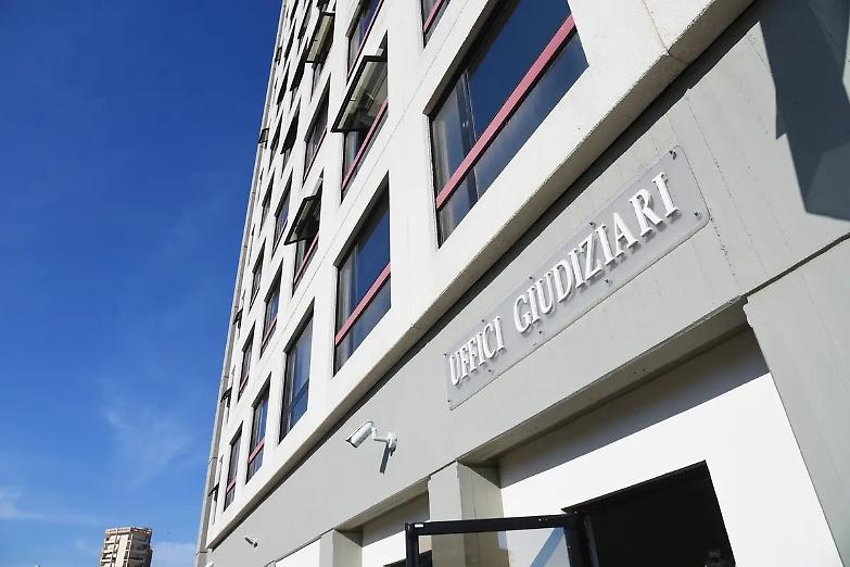 E il pm accusa: &ldquo;La discrezionalit&agrave; sulle indagini &lsquo;salva&rsquo; sempre i magistrati che ne abusano&rdquo;