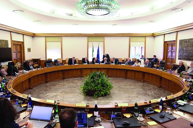 Csm, &ldquo;Mi&rdquo; chiede &laquo;silenzio&raquo; sulla riforma. Ma Fontana non ci sta