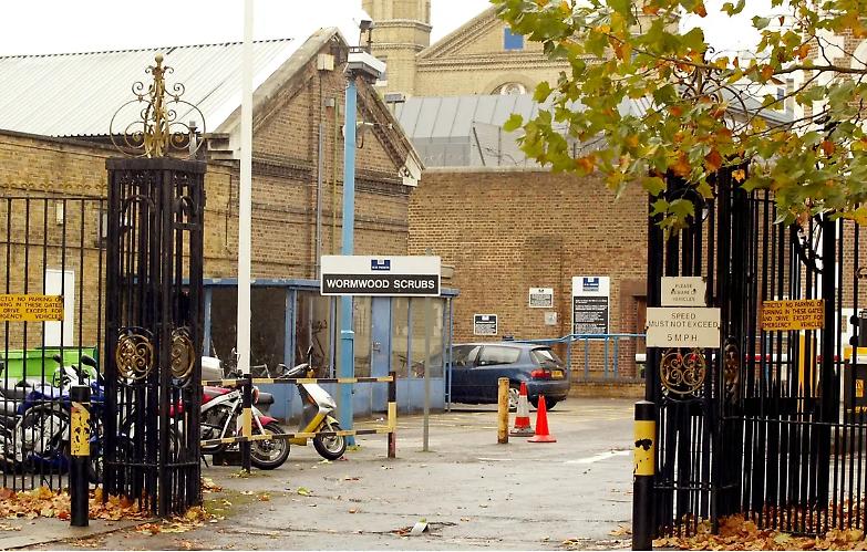 Carceri affollate, la lezione inglese: liberi migliaia di detenuti