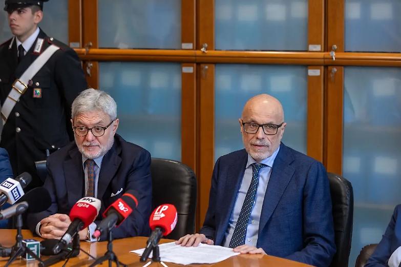 Dossieraggi, la vera &ldquo;testa del serpente&rdquo; va cercata a Roma...