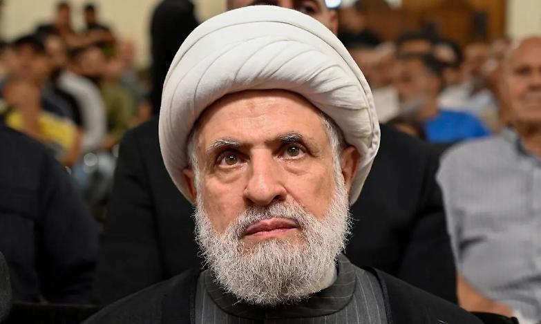 Chi &egrave; Naim Qassem, il nuovo capo di Hezbollah: una carriera tra religione e politica