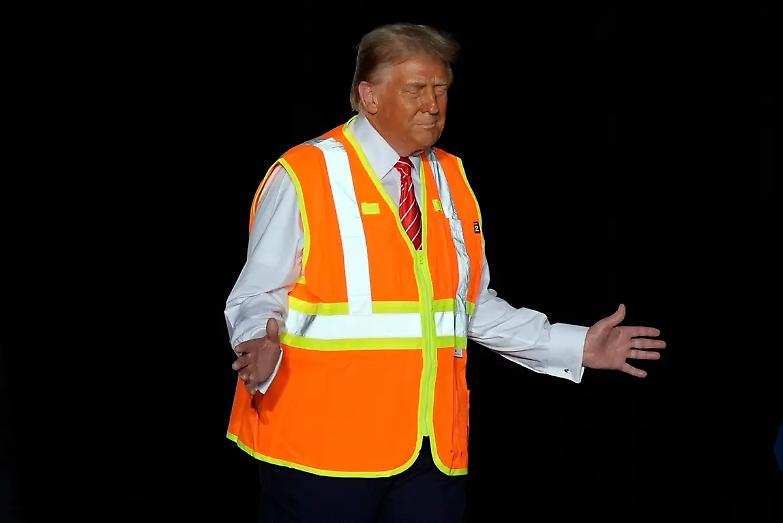 &ldquo;Protegger&ograve; le donne, che a loro piaccia o no&rdquo;. Parola di Trump