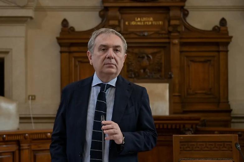 &laquo;Non ci pieghiamo ai politici, noi toghe sotto tiro&raquo;. L&rsquo;Anm in guerra