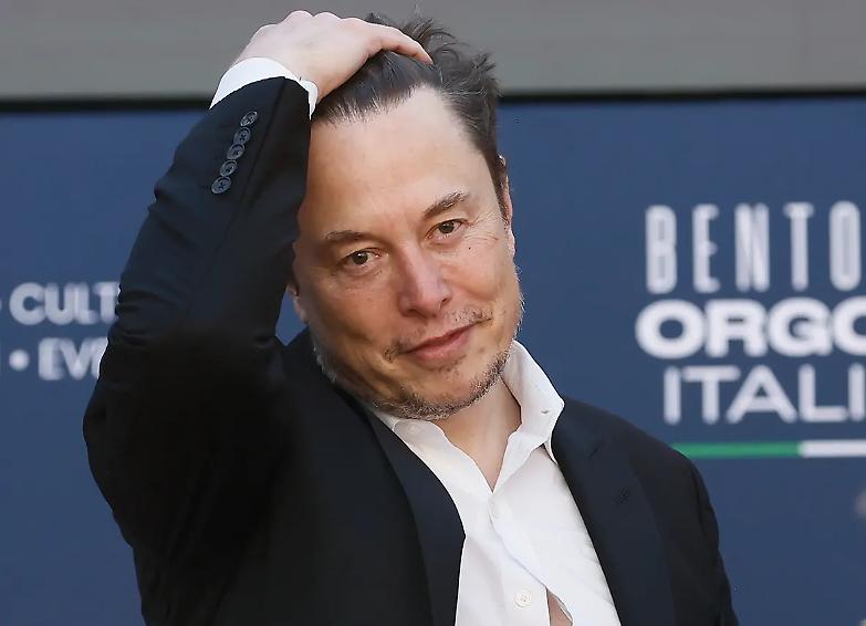 Elon Musk attacca i giudici italiani: &laquo;Devono andarsene&raquo;. E Salvini gongola