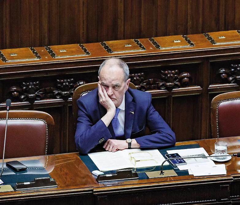 Autonomia, dalla Consulta una mezza bocciatura: &laquo;Tutelare sussidiariet&agrave;&raquo;