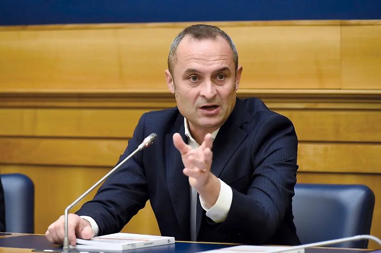 Immunit&agrave; di toga, Enrico Costa: in Italia chi sbaglia non paga