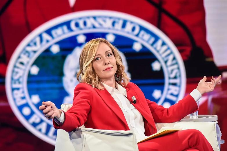 Il centrodestra crolla sulla Rai. Meloni: &laquo;S&igrave; ma niente di serio...&raquo;