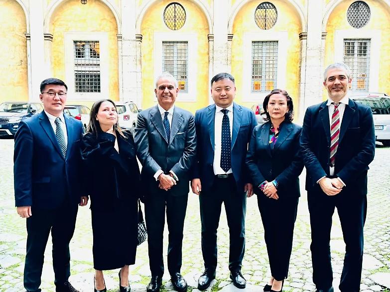 Incontro a Roma con la delegazione della Mongolia: &laquo;Partnership da rafforzare&raquo;