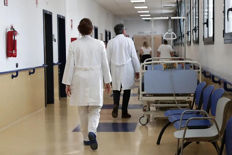 Indagati e arrestati, ma quei medici erano innocenti: il gip archivia tutto