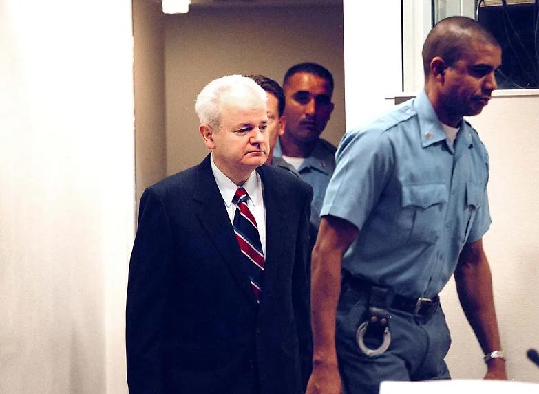 Il processo contro Milo&scaron;evic pietra miliare nella giustizia globalizzata
