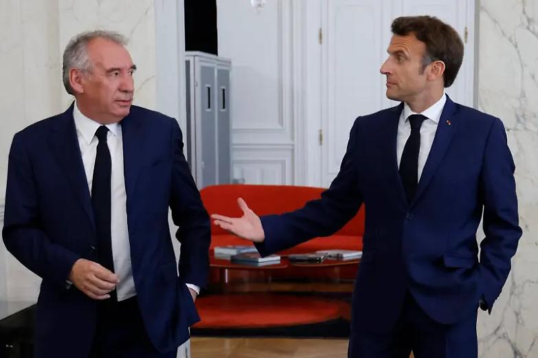 Francia, Macron sceglie Francois Bayrou come nuovo primo ministro francese