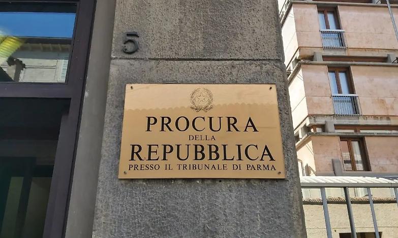 Bimbi sepolti a Traversetolo, &laquo;il primo figlio morto dopo il parto&raquo;