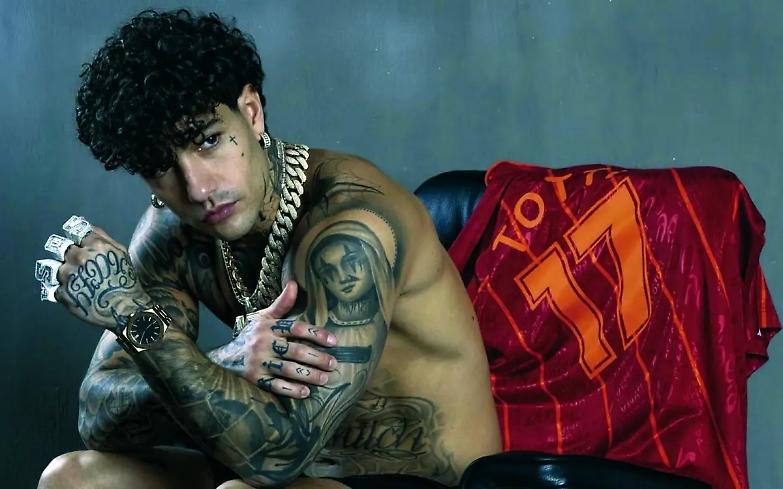 Ma quale &ldquo;turpiloquio&rdquo;: da Marracash a Tony Effe, il rap ci sbatte in faccia la realt&agrave; senza sconti