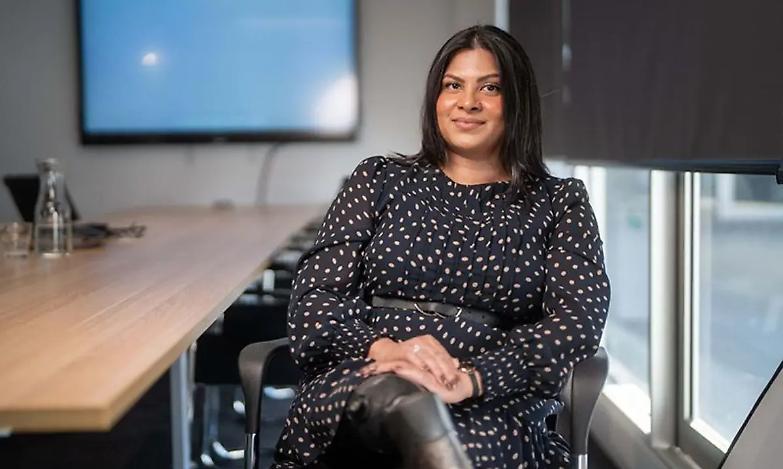 L&rsquo;attivista iraniana Sara Shams sul caso di Cecilia Sala: &laquo;Quello che succede a lei &egrave; la prova della brutalit&agrave; del regime&raquo;