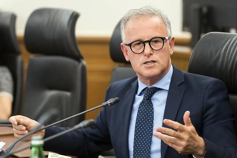 Andrea Mirenda: &laquo;Il sorteggio elimina l&rsquo;evidente strapotere delle correnti al Csm&raquo;