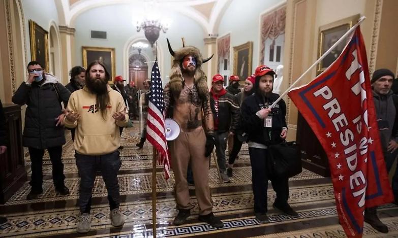 Trump concede la grazia ai condannati del 6 gennaio, in libert&agrave; anche Tarrio